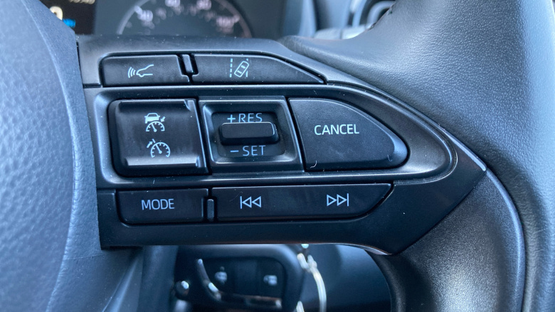 Toyota Yaris 1.5 Hybrid Icon 5dr CVT Hybrid Hatchback